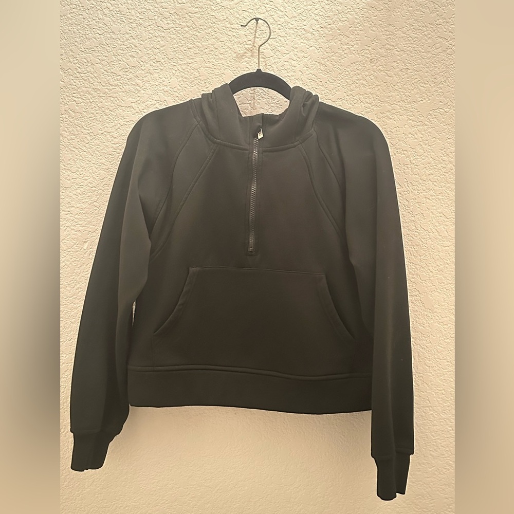 Women’s Cropped 1/2 Zip Black Sweatshirt Mediumm
